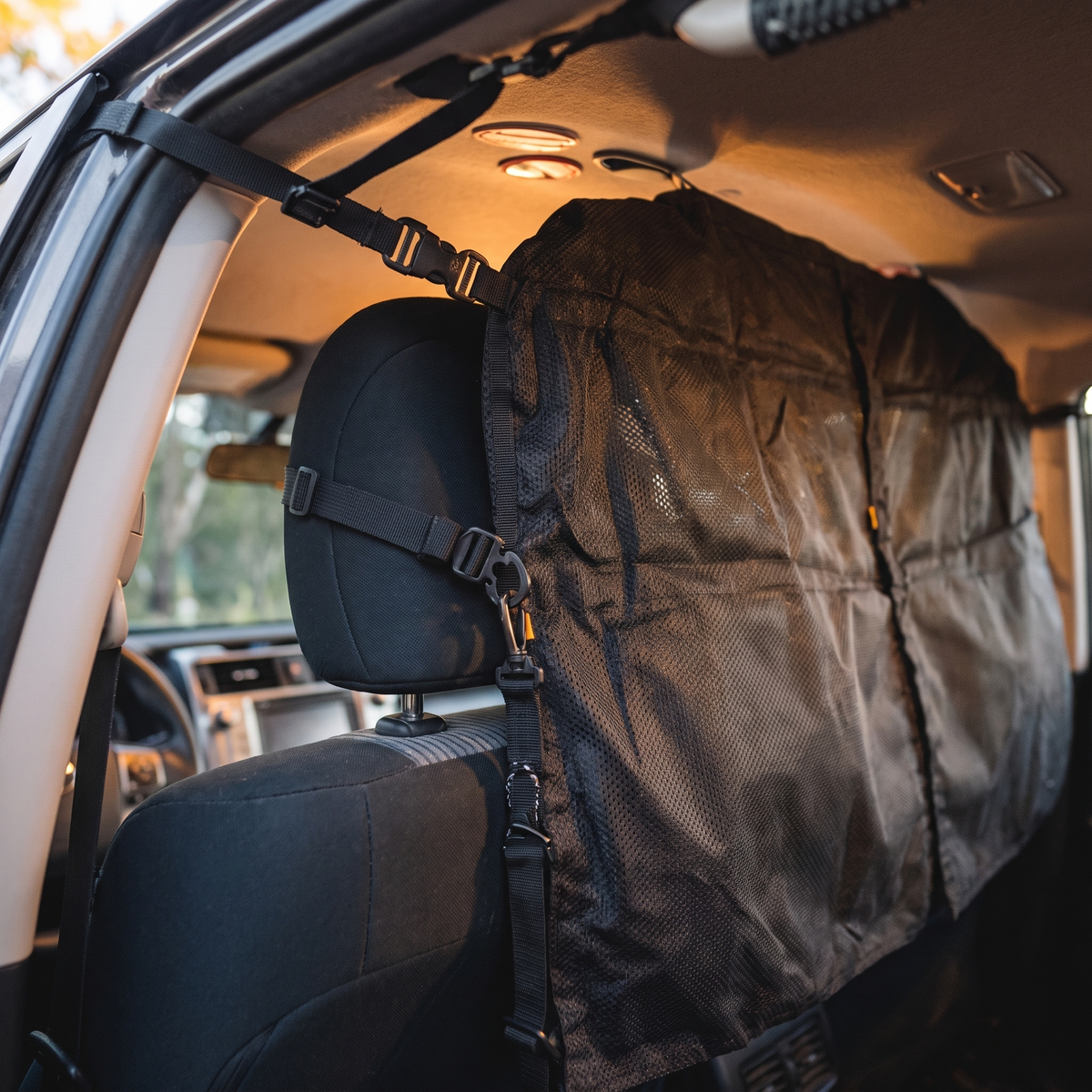 Car Privacy Blackout Curtain – fitting and attachment detail