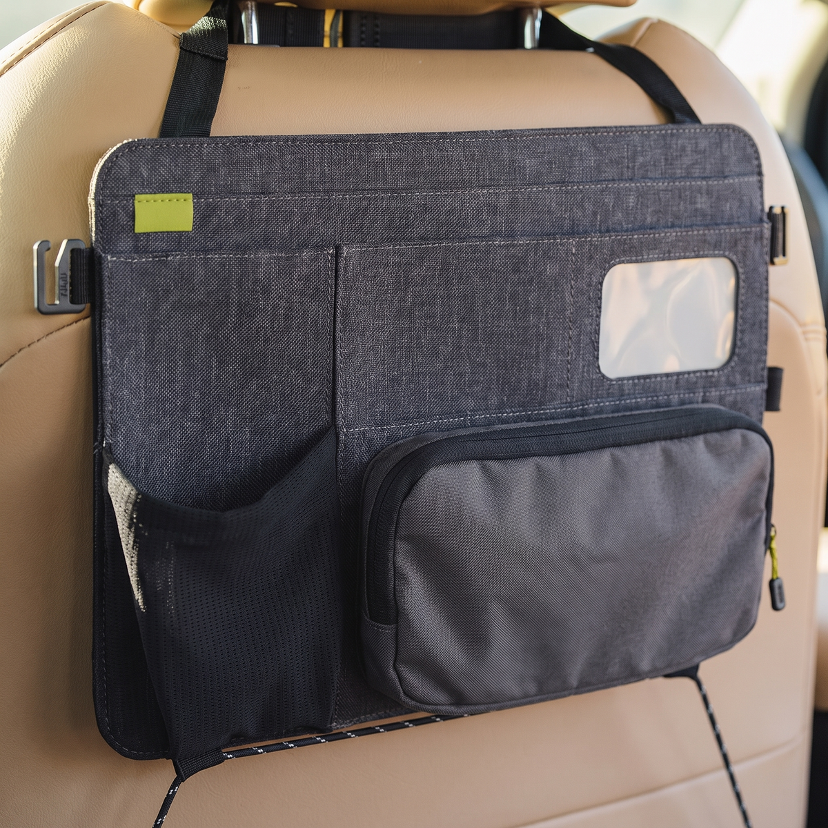 Car Seatback Organiser with Removable Pouch – pockets and pouch close-up